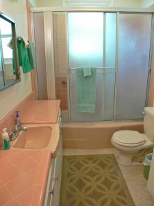 Downstairs bathroom with retro counter top in terrific condition!