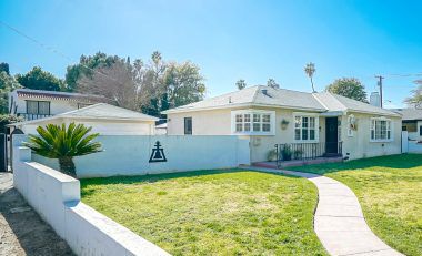 4060 Ramona Dr., Riverside CA 92506 -- cute curb appeal with many updated features inside!