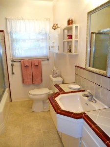 Original bathroom tile in exquisite condition -- looks like it was just installed yesterday! Amazing!
