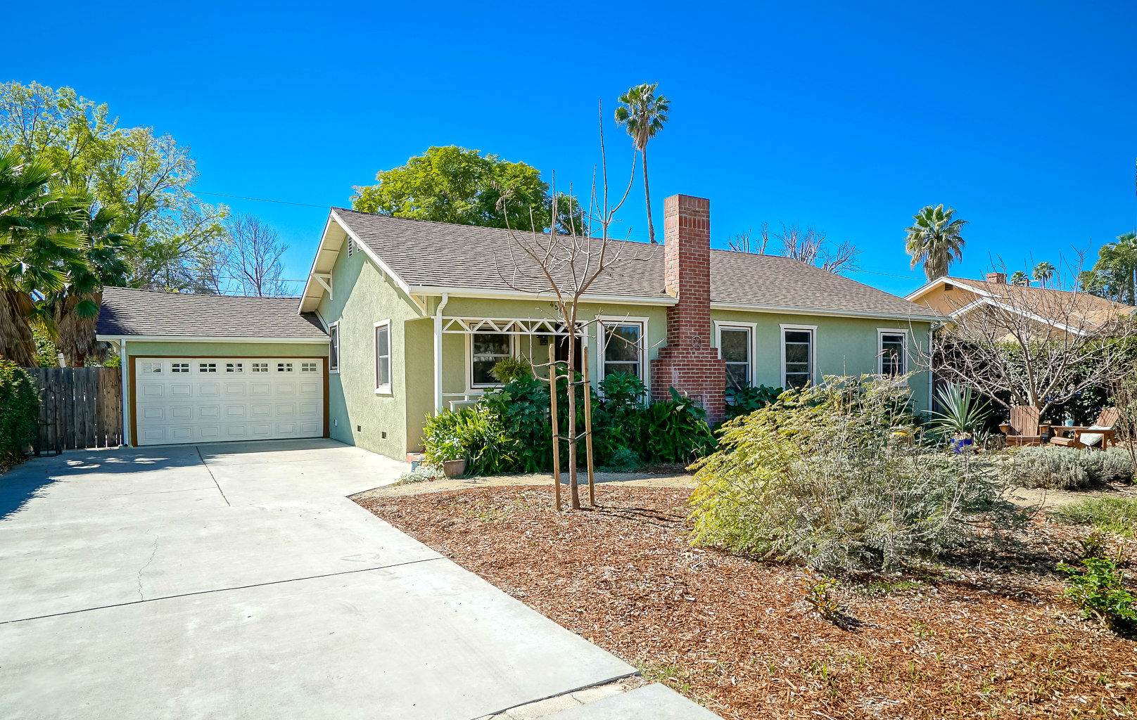 4540 Oakwood Pl, Riverside CA 92506 listed by THE SISTER TEAM