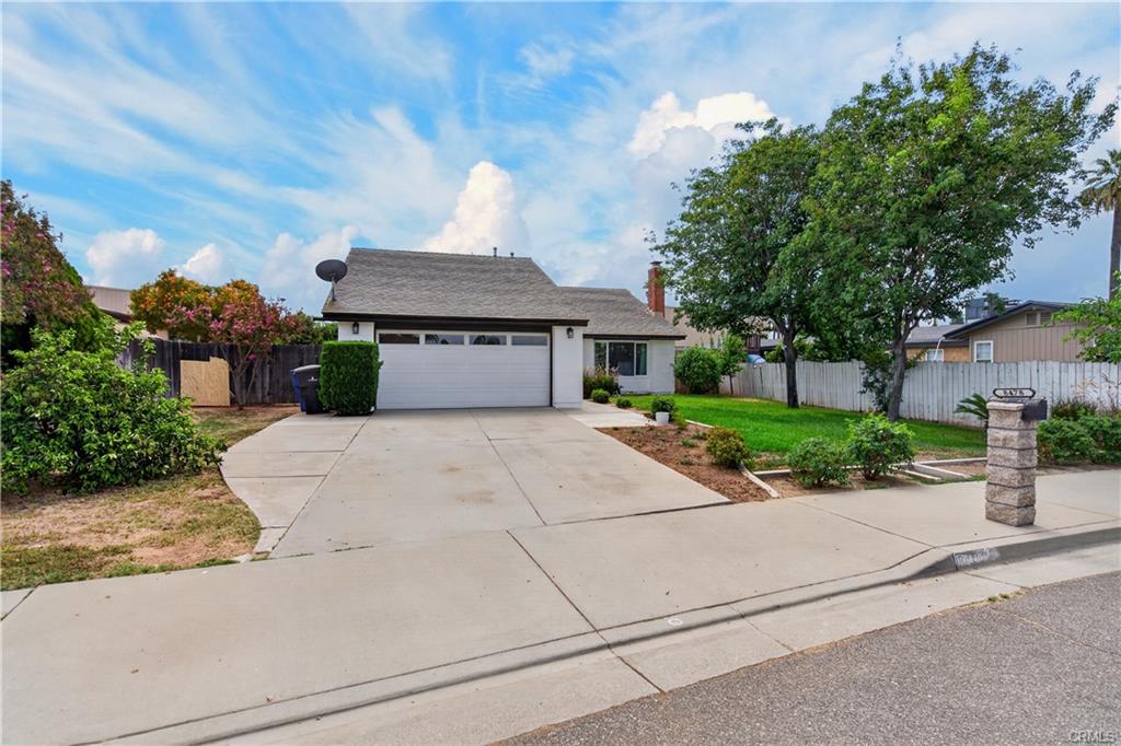 Potential RV parking to left of driveway.