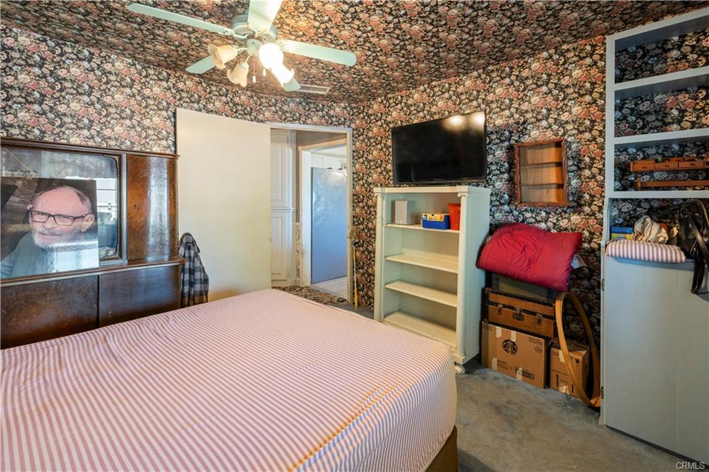 MAIN HOUSE: Bedroom #1