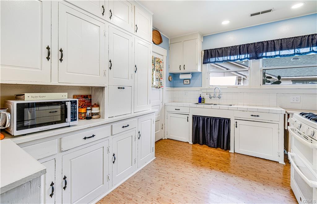 Alternate view of the kitchen